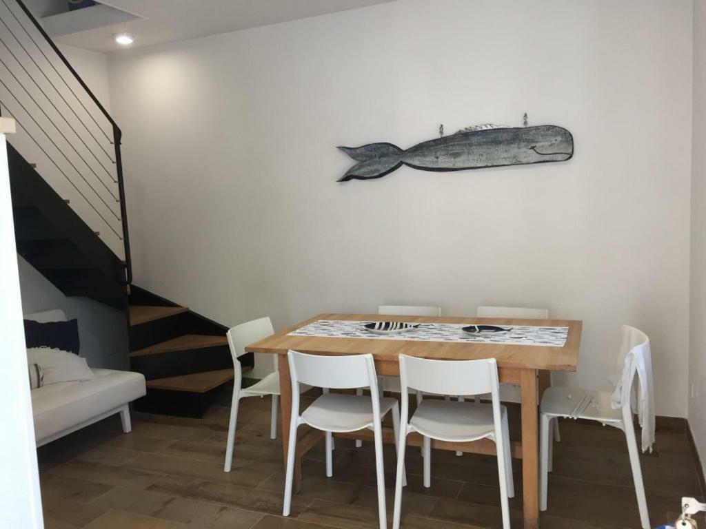La Casa Di Rosi Al Mare Vada Exterior foto